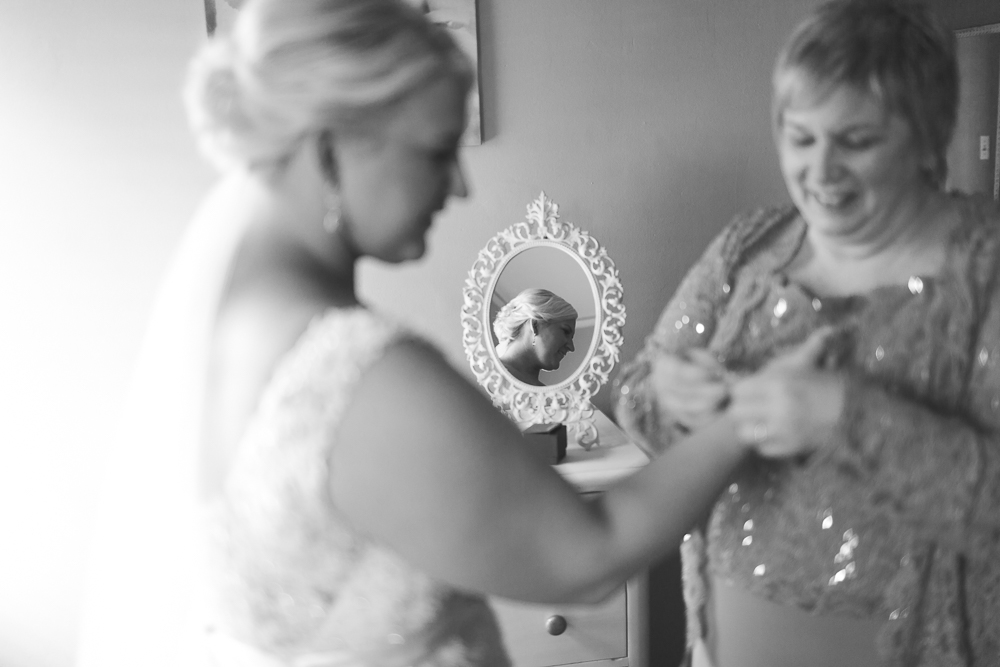 bride in reflection | elegant barn wedding at apple orchard | best oahu wedding photographer hawaii elopement photography elle rose photo
