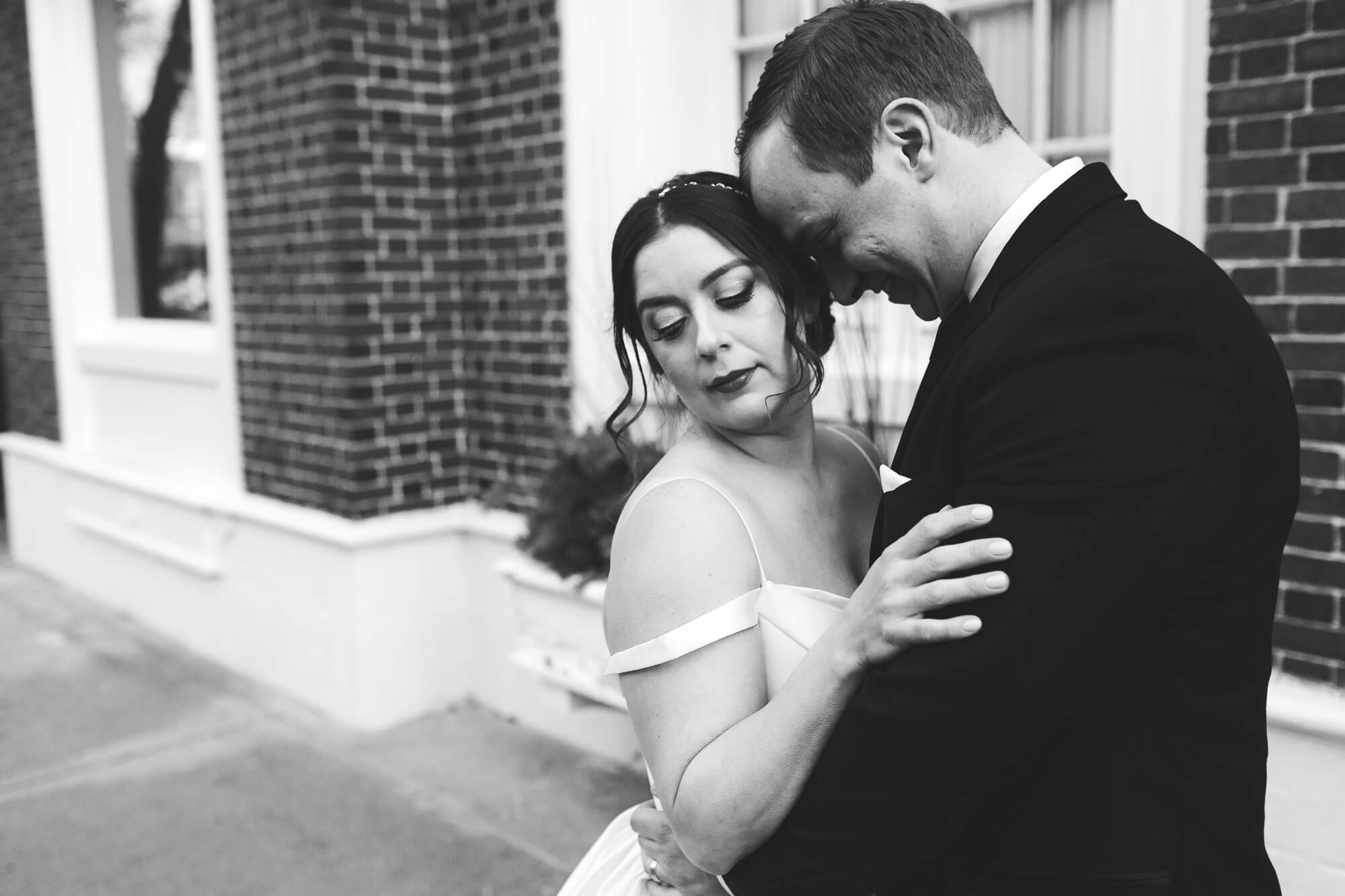 elegant glamorous black tie daytime wedding photography | oahu hawaii wedding photographer elle rose photo | destination winter wedding in chicago illinois