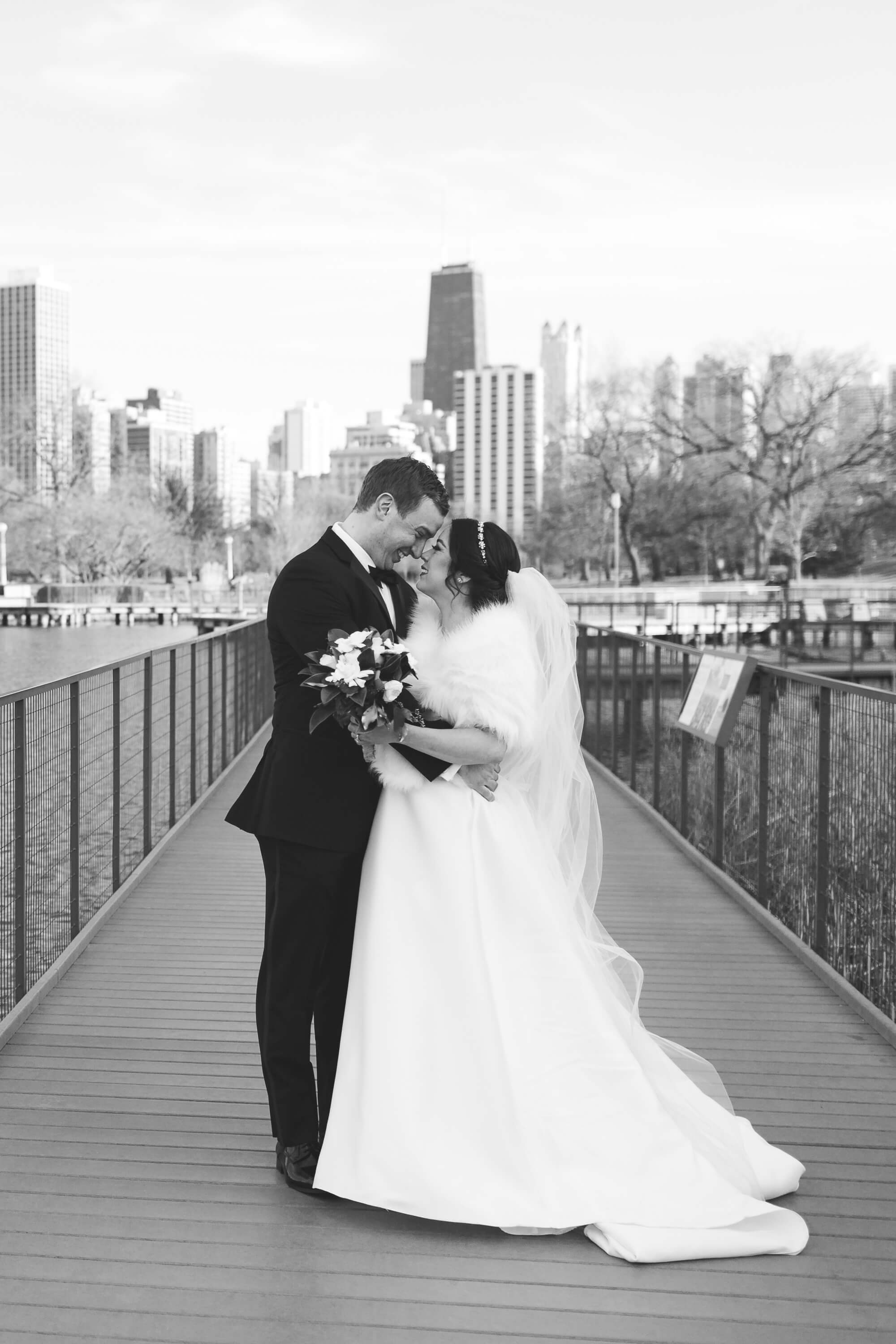 elegant glamorous black tie daytime wedding photography | oahu hawaii wedding photographer elle rose photo | destination winter wedding in chicago illinois