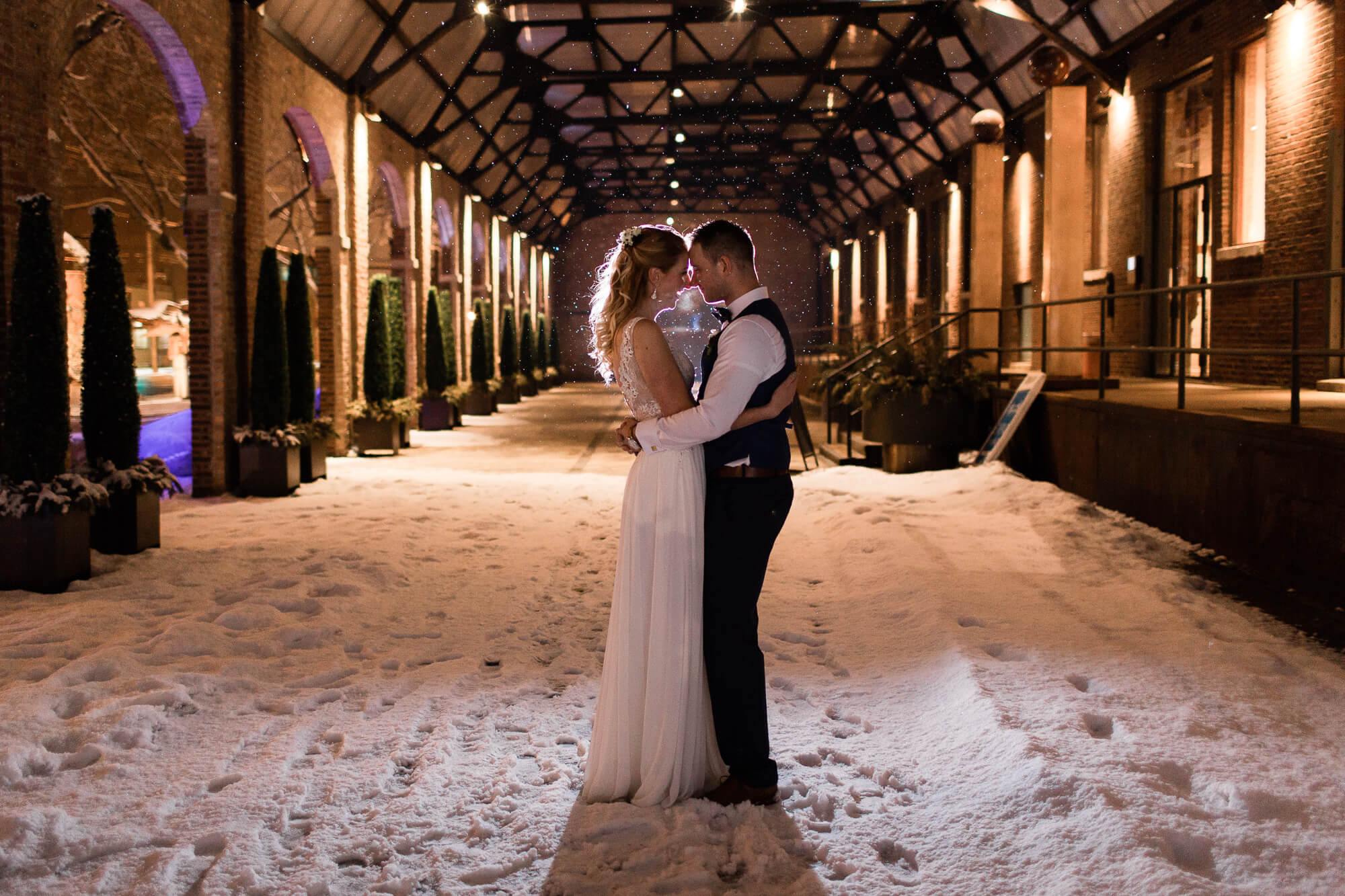 bride and groom best shot by best wedding photographers in Oahu